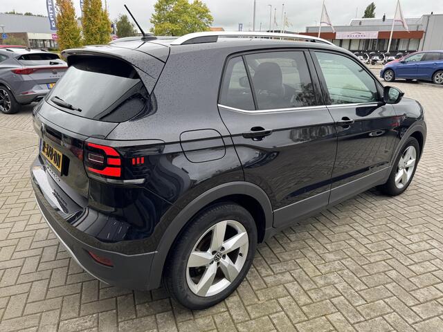 Volkswagen T-Cross 1.0 TSi 110 Pk Automaat Style | Full LED | Navigatie | Adaptive Cruise | 17 Inch | Privacy Glass | Stoelverwarming | 79.919 Km!!