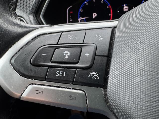 Volkswagen T-Cross 1.0 TSi 110 Pk Automaat Style | Full LED | Navigatie | Adaptive Cruise | 17 Inch | Privacy Glass | Stoelverwarming | 79.919 Km!!
