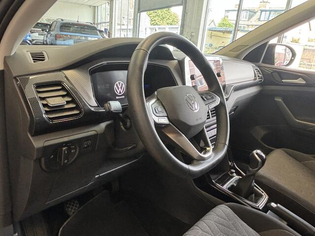 Volkswagen T-Cross ADAPTIVE CRUISE * CLIMATE * PDC V+A