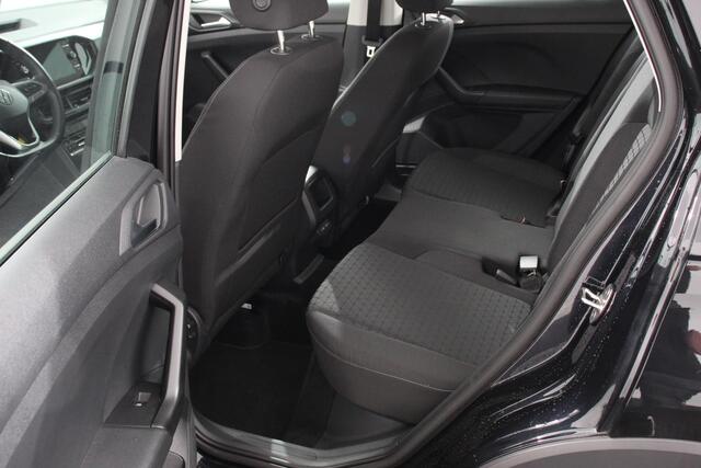 Volkswagen T-Cross 1.0 TSI 110pk DSG Life Volkswagen T-Cross 1.0 TSI DSG Life | Navigatie | Adaptive Cruise Control | Lane/Side Assist | Camera | Lichtmetalen Velgen | DAB | Stoelverwarming |