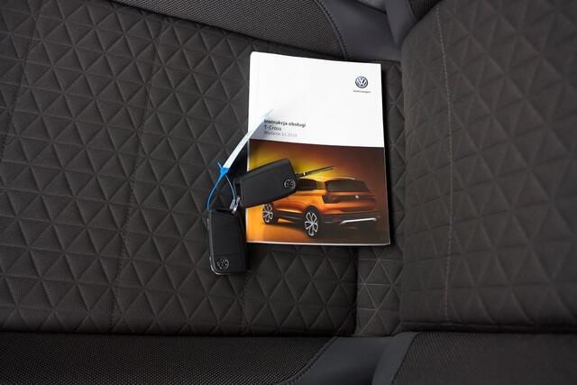 Volkswagen T-Cross 1.0 TSI Life CAMERA | DIG. COCKPIT | ADAPTIVE | CARPLAY | LED