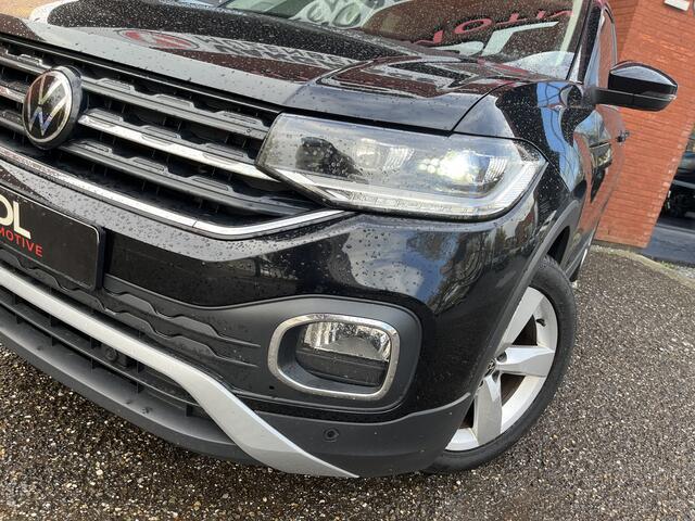 Volkswagen T-Cross 1.5 TSI Style // LED // ADAPT. CRUISE // CLIMA // CAMERA+SENSOREN // APPLE-ANDROID AUTO // STOELVERWARMING //