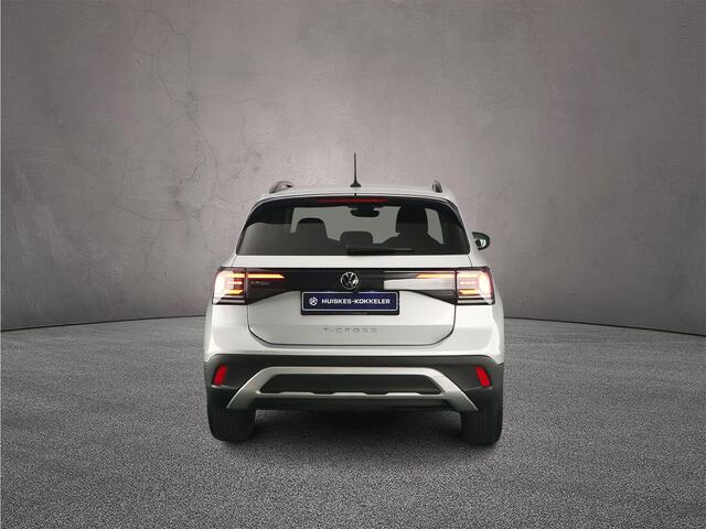 Volkswagen T-Cross Life Edition 1.0 TSI 115pk DSG Automaat Adaptive cruise control, Achteruitrijcamera, Stoelverwarming, Parkeersensoren, App connect, LED koplampen, Airco