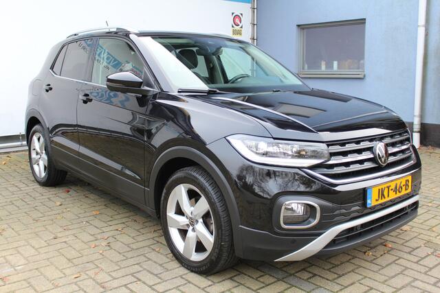 Volkswagen T-Cross 1.5 TSI Style Business 150PK | Incl. 12 maanden Garantie | Achteruitrijcamera | Stoelverwarming | Adaptive cruise | LED Koplampen | Apple CarPlay/Android Auto | Climate controle | Parkeersensoren V+A | Draadloze telefoonlader | Schakelmogelijkheid aan stu