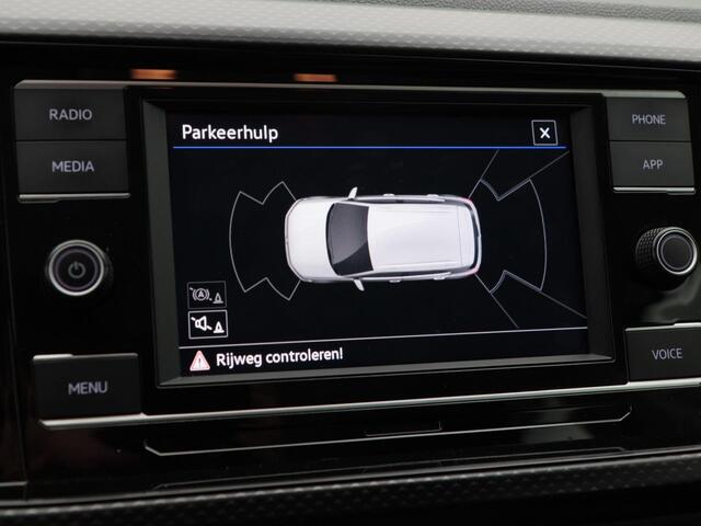 Volkswagen T-Cross 1.0 TSI Life | Adaptive Cruise | Parkeersensoren | Bluetooth | Carplay | Trekhaak | 16 inch | 81.482 Km!!