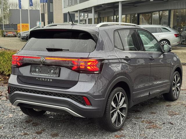 Volkswagen T-Cross 1.5 TSI 150pk DSG R-Line (Camera,Virtual,Keyless,IQ,Acc)