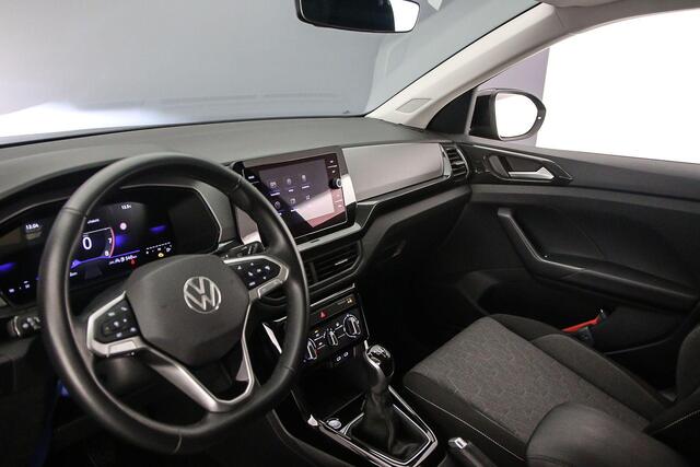 Volkswagen T-Cross Life Edition 1.0 TSI 95pk Adaptive cruise control, Achteruitrijcamera, Parkeersensor achter, LED koplampen, App connect, DAB, Radio, Airco