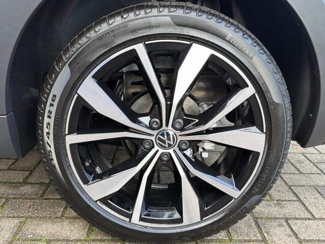 Volkswagen T-Cross 1.5 TSI DSG R-LINE TREKHAAK/CAMERA/CARPLAY/ACC/STOELVERW