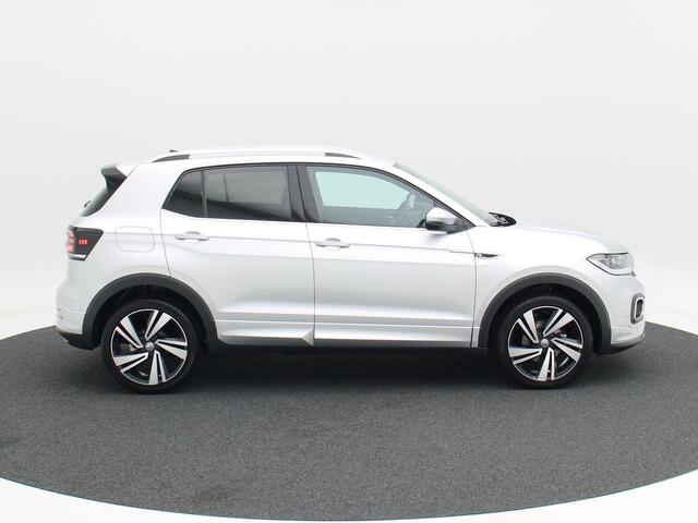 Volkswagen T-Cross 1.0 TSi 115 Pk Style R-Line | Adaptive Cruise | Stoelverwarming | CarPlay | Navigatie | Parkeersensoren | 18 Inch | 12.080 Km!!