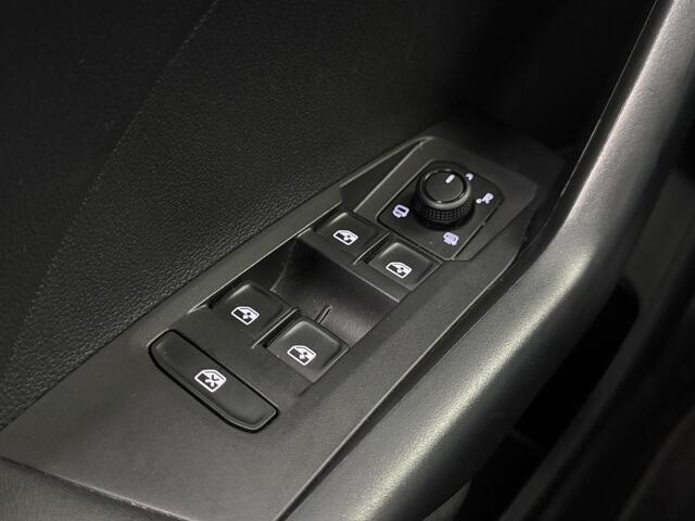 Volkswagen T-Cross 1.0 TSI Life | Automaat | PDC Voor + Achter | Airco | Voorstoelen verwarmd | Limiter | Carplay ( Vestiging - Vianen )