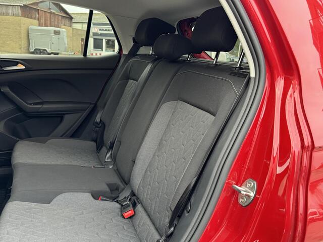 Volkswagen T-Cross 1.0 TSI Life Edition 115pk automaat | Camera | App-Navi | 17LM