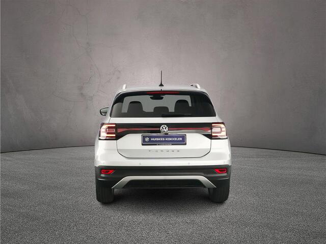 Volkswagen T-Cross Style 1.0 TSI 115pk DSG Automaat Adaptive cruise control, Achteruitrijcamera, Stoelverwarming, LED koplampen, Parkeersensoren, App connect