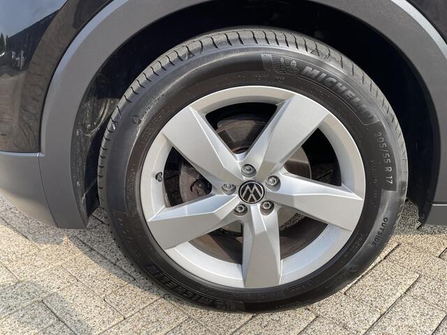 Volkswagen T-Cross 1.0 TSI 110pk DSG Style | Navigatie | Apple Carplay / Android Auto | Camera | Parkeer sensoren | Dab | Winterpakket | Digitale Cockpit