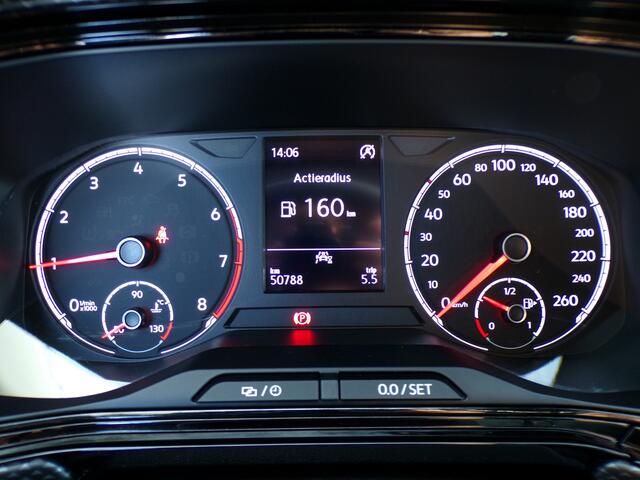 Volkswagen T-Cross 1.0 TSI Life, Carplay + Android Auto / Camera + Sensoren / Climate control / Adaptive cruise