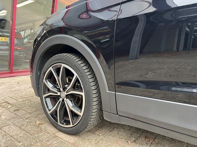 Volkswagen T-Cross 1.0 TSI Style | ACC | Trekhaak | Stoelverw. | DSG |