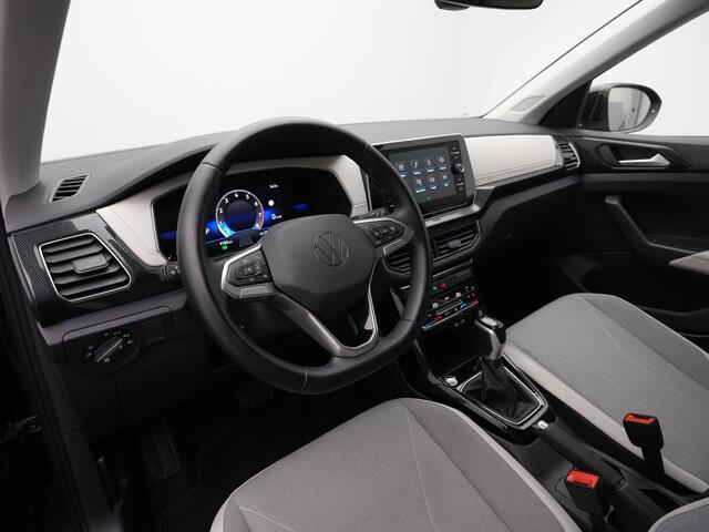 Volkswagen T-Cross 1.0 TSI 115 pk DSG Style | IQ Light | Achteruitrijcamera | Stoelverwarming | Adaptive Cruise | Leder/stof | Navigatie