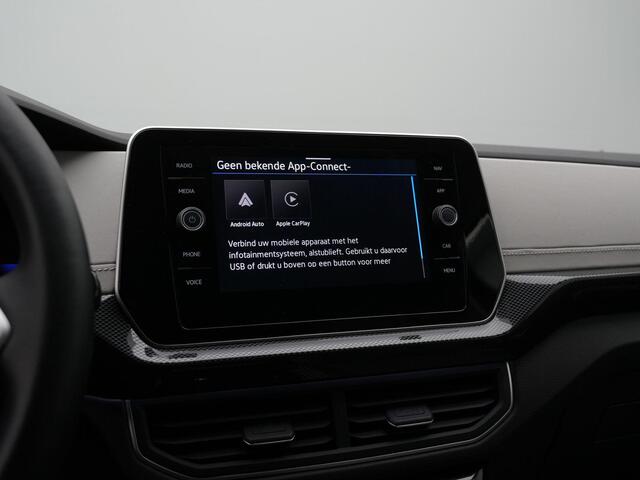 Volkswagen T-Cross 1.0 TSI 115 pk DSG Style | IQ Light | Achteruitrijcamera | Stoelverwarming | Adaptive Cruise | Leder/stof | Navigatie