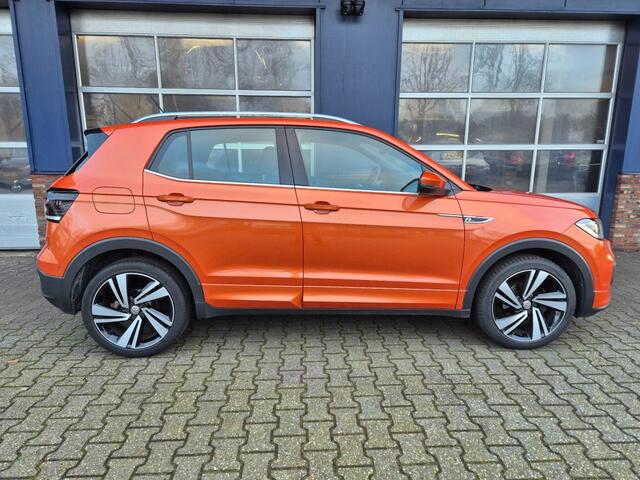 Volkswagen T-Cross 1.0 TSI STYLE BNS R AUTOMAAT. TREKHAAK, 2X R-LINE, ALL IN Prijs.