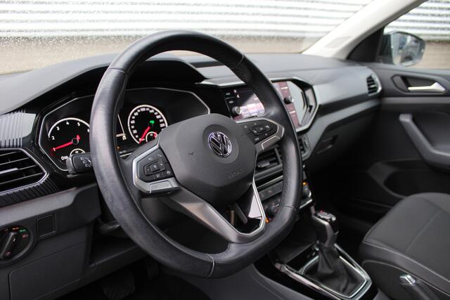 Volkswagen T-Cross 1.0 TSI 116PK R-Line | Camera | BLIS | Adaptieve Cruise | Navigatie | Stoelverwarming