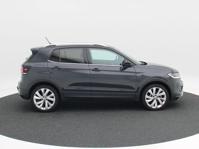 Volkswagen T-Cross 1.0 TSi Style 115 Pk | Adaptive Cruise | Navigatiesysteem | Full Led | Trekhaak | CarPlay | 18 Inch | 27.089 Km!