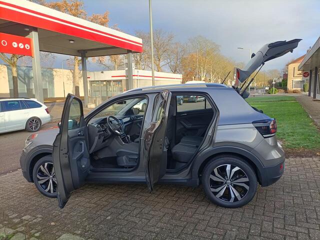 Volkswagen T-Cross 1.0 Style Automaat, Navi, Cruise, Stoelverw