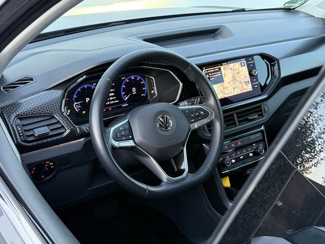 Volkswagen T-Cross 1.0 TSI Style | Trekhaak | ACC | CarPlay | LED | Keyless | 17 inch