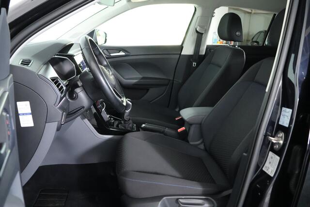 Volkswagen T-Cross 1.0 TSI United / IQ-LED / CarPlay / Clima / Trekhaak