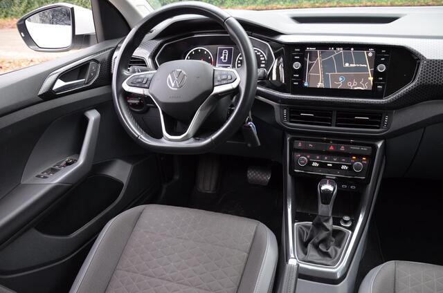 Volkswagen T-Cross 1.0 TSI Style Business R Line Navi/Pdc/Ecc/Achteruitrijcamera/Cruise control adaptief/Extra getint glas