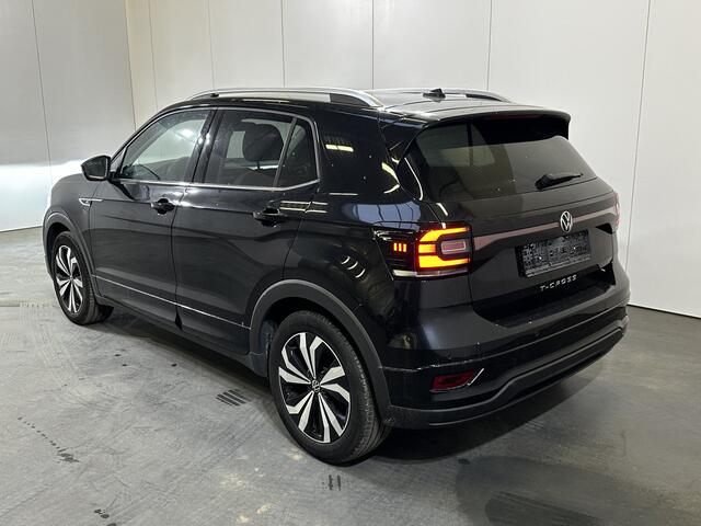 Volkswagen T-Cross 1.0 TSI R-Line / AUTOMAAT/ PARK. SENSOREN V+A/ CAMERA/ STOEL VERWARMING/ APP-CONNECT/ ACC/ DIGITAL DASH/ CLIMA/ DAB/ LED/ ISOFIX/ 17'' LMV