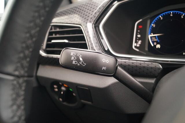 Volkswagen T-Cross 1.0 TSI 110pk Style -NAVI-ECC-PDC-DIGI-