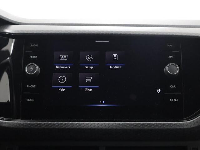Volkswagen T-Cross 1.0 TSI R-Line | Camera | Apple CarPlay/Android Auto | Draadloze telefoon lader | Rijassistent-Systeem | LED | Winterpakket | Navigatie | Climate Control | Cruise Control | DAB |