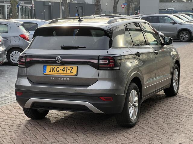 Volkswagen T-Cross 1.0 TSI Life Automaat | Stoelverwarming | Adaptieve Cruise Control | Climate Control