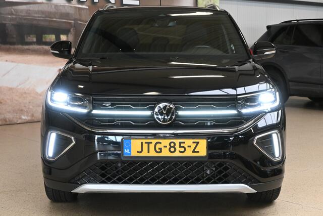 Volkswagen T-Cross 1.5 TSI 150pk R-Line | IQ. Light | Camera | Trekhaak | 100% (Dealer) onderhouden label