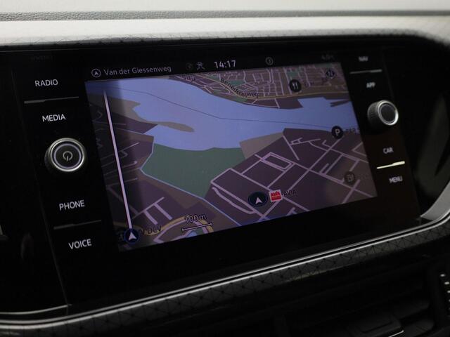 Volkswagen T-Cross 1.0TSI/110PK Style · Camera · Apple/Android Car Play · Trekhaak · Clima · Navigatie ·