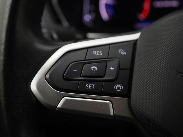 Volkswagen T-Cross 1.0TSI/110PK Style · Camera · Apple/Android Car Play · Trekhaak · Clima · Navigatie ·