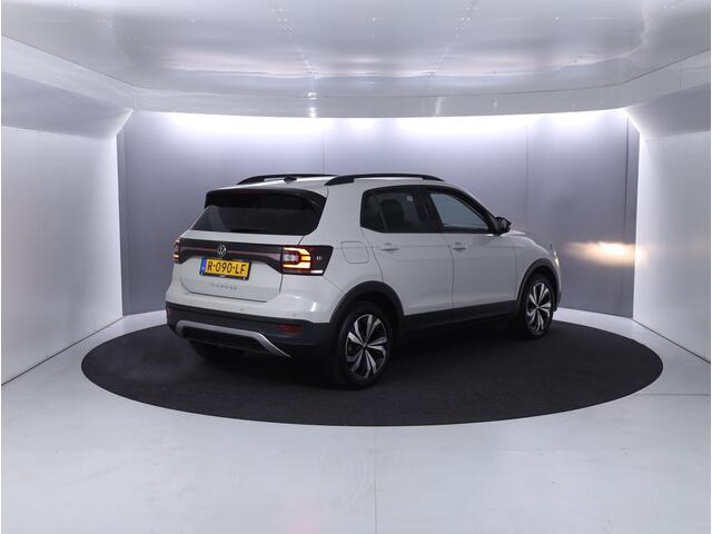 Volkswagen T-Cross 1.0 TSI Life 110 pk Automaat (DSG) | | Navigatie | Parkeersensoren | Achteruitrijcamera