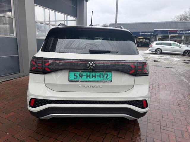 Volkswagen T-Cross R-Line AFN. TREKH. - CAMERA - AD. CRUISE 2025 km 21.000