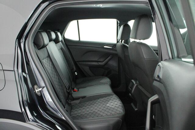 Volkswagen T-Cross 1.0 TSI 116pk DSG R-Line Camera Stoelverwarming Virtual Cockpit Navigatie