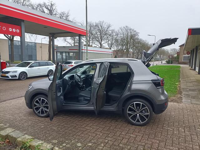 Volkswagen T-Cross 1.0 Style DSG, Navi, Ad Cruise, Trekhk afn
