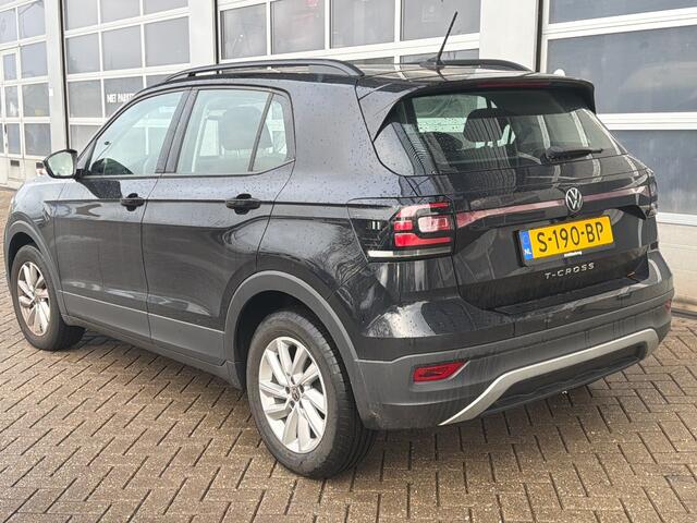 Volkswagen T-Cross 1.0 TSI Life / Achteruitrijcamera / App-Connect / Adaptive Cruise Control