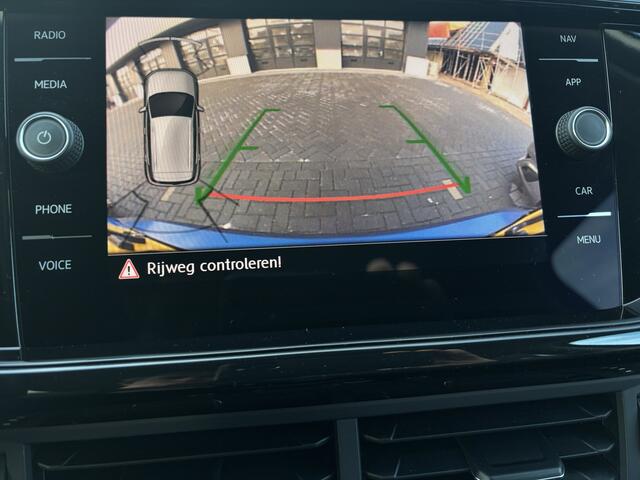 Volkswagen T-Cross 1.0 TSI R-line Camera stoelverwarming