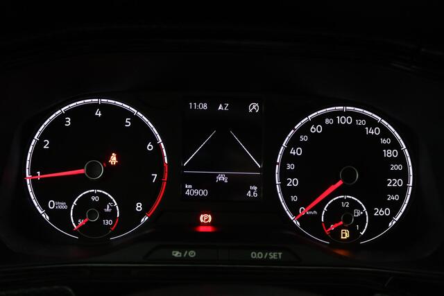 Volkswagen T-Cross 1.0 TSI Life Business | Parkeersensoren | DAB + | Climate Control | Navigatie | Dodehoekassistent