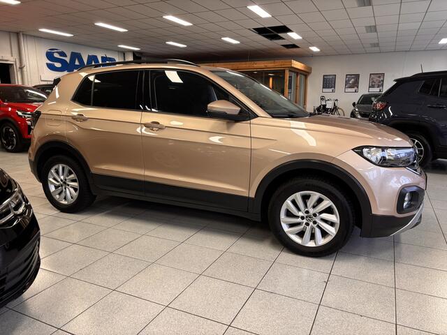 Volkswagen T-Cross 1.0 TSI NAVI - ADAPTIVE CRUISE - CARPLAY -Dode hoek