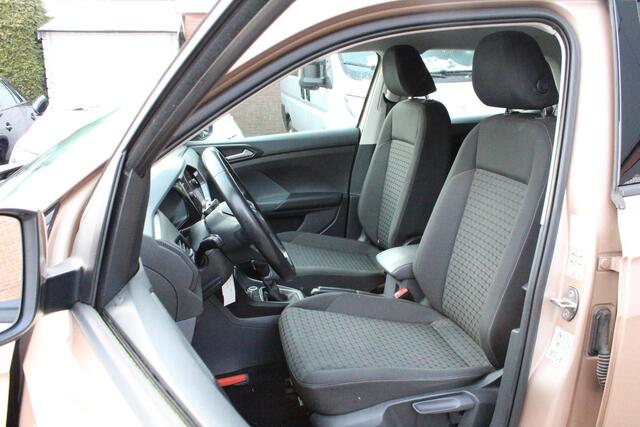 Volkswagen T-Cross 1.0 TSI Life | AFN-TREKHAAK | ACC | DAB-RADIO | BLINDSPOT | NAVIGATIE | CAMERA | 16'LMV |