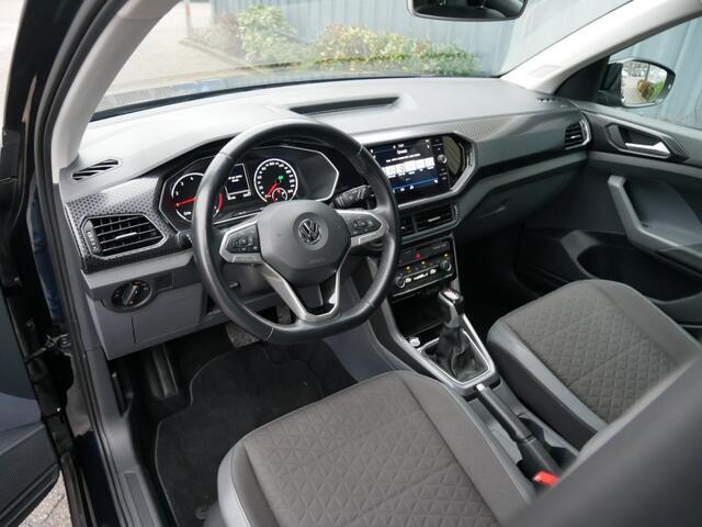 Volkswagen T-Cross 1.0 TSI STYLE BNS R-LINE **Clima//Navi//Lm **