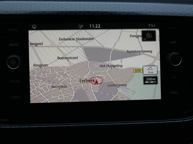 Volkswagen T-Cross 1.0 TSI STYLE BNS R-LINE **Clima//Navi//Lm **