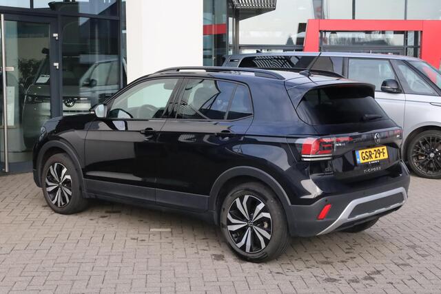 Volkswagen T-Cross 1.0 TSI Life Edition Climatronic, navigatie, digital cockpit Pro, Comfort pakket, Voorstoelen verwarmd