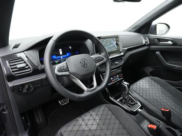 Volkswagen T-Cross 1.5 TSI 150 pk DSG R-Line | Trekhaak | IQ Light | Achteruitrijcamera | Stoelverwarming | Adaptive Cruise