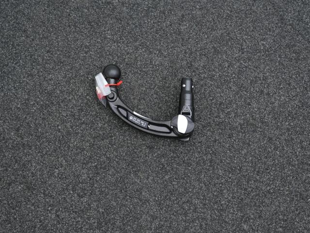 Volkswagen T-Cross 1.5 TSI 150 pk DSG R-Line | Trekhaak | IQ Light | Achteruitrijcamera | Stoelverwarming | Adaptive Cruise