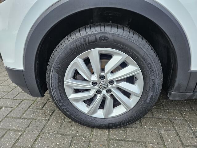 Volkswagen T-Cross 1.0 TSI Life Business